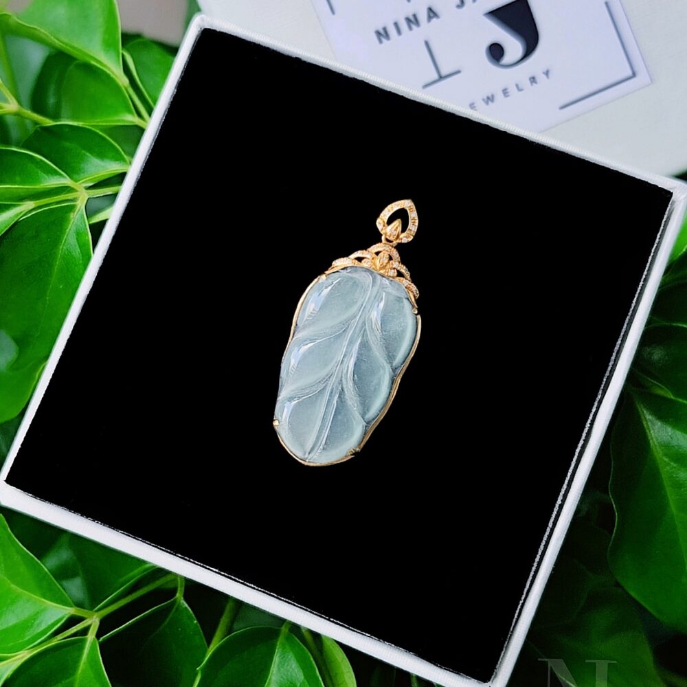 Ngọc Diệp Bạch Thiên Lam G18K