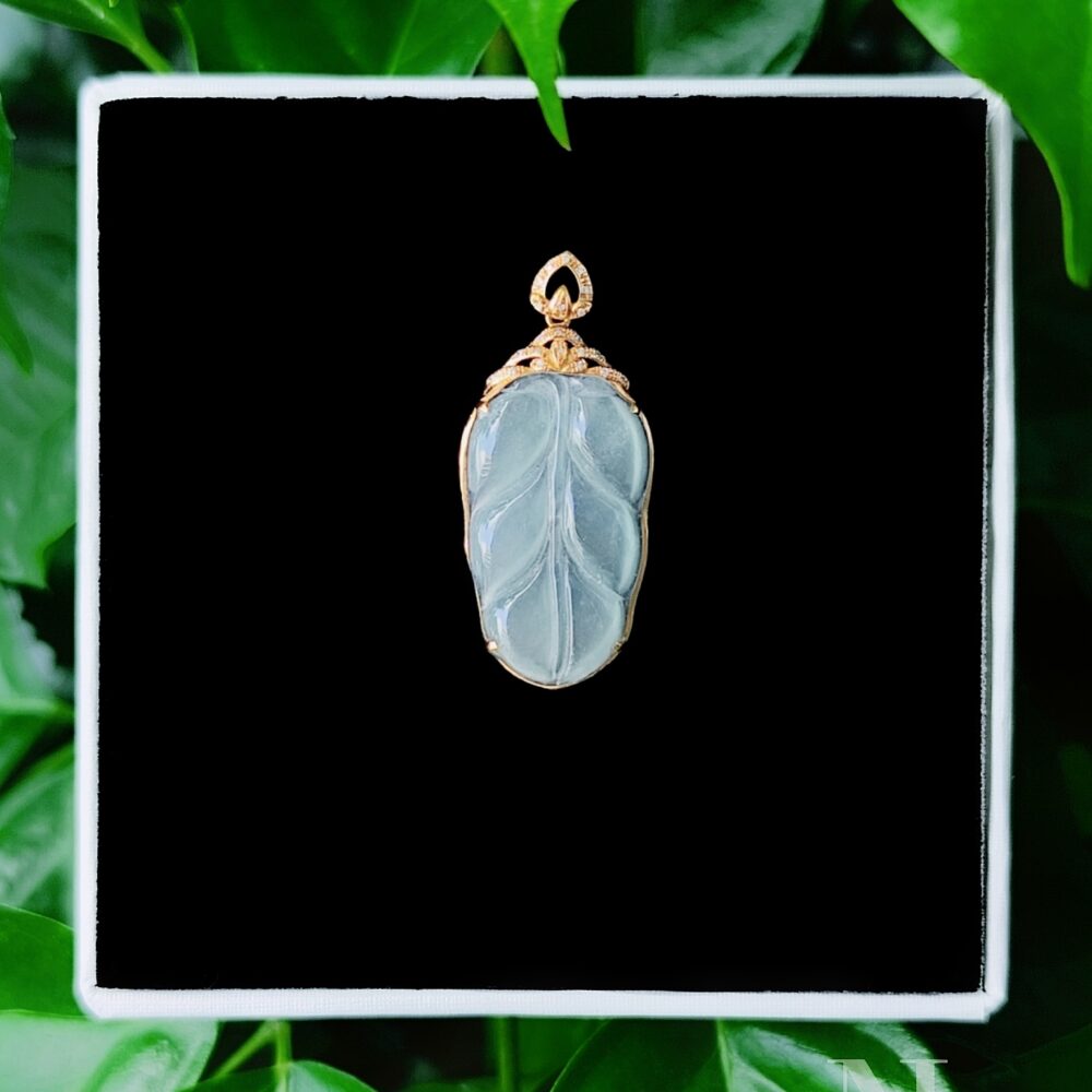 Ngọc Diệp Bạch Thiên Lam G18K