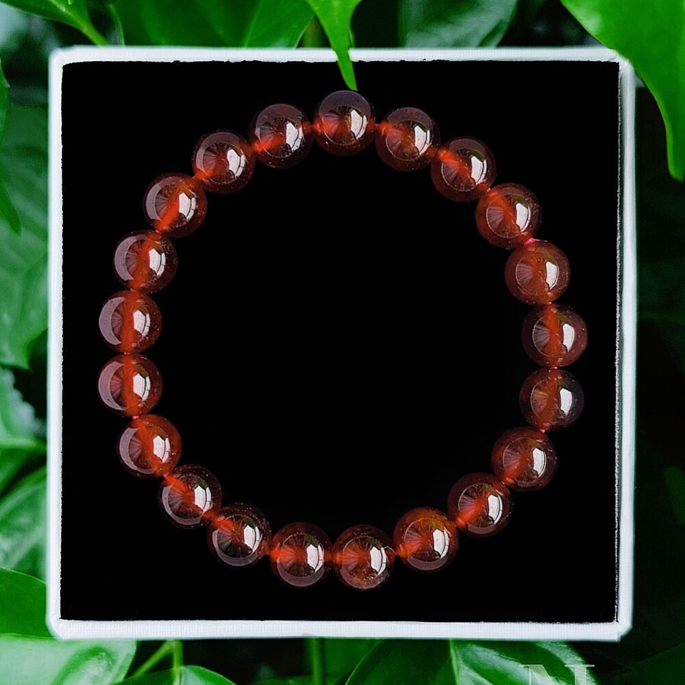 Chuỗi Garnet Tinh Thể Gold Lấp Lánh 9.5Li