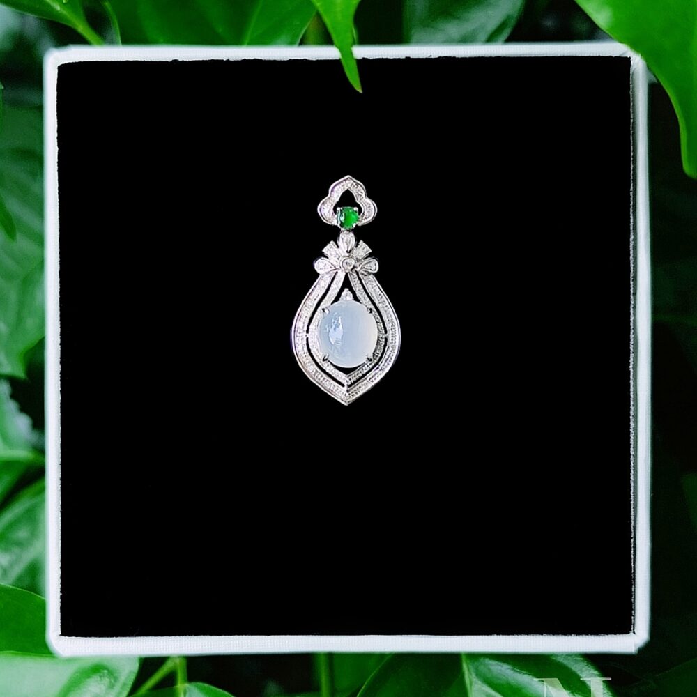 Cao Băng Phỉ Thúy Myanmar Thanh Lịch G18K