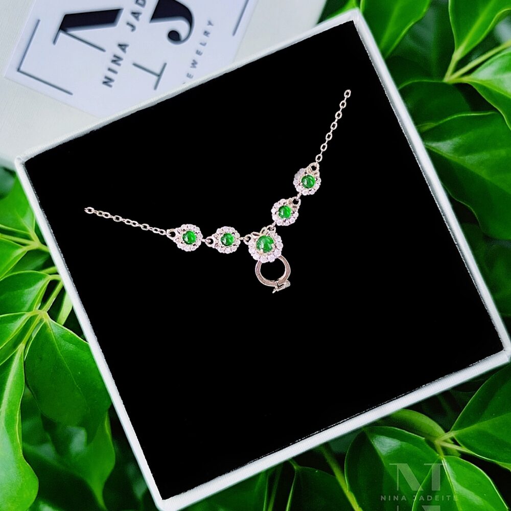 Dây Chuyền Lục Ngọc Duyên Dáng